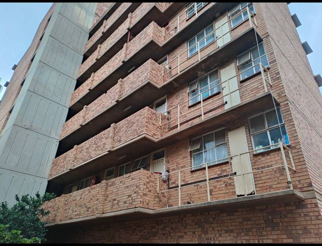 0.5 BEDROOM FLAT FOR SALE IN ARCADIA